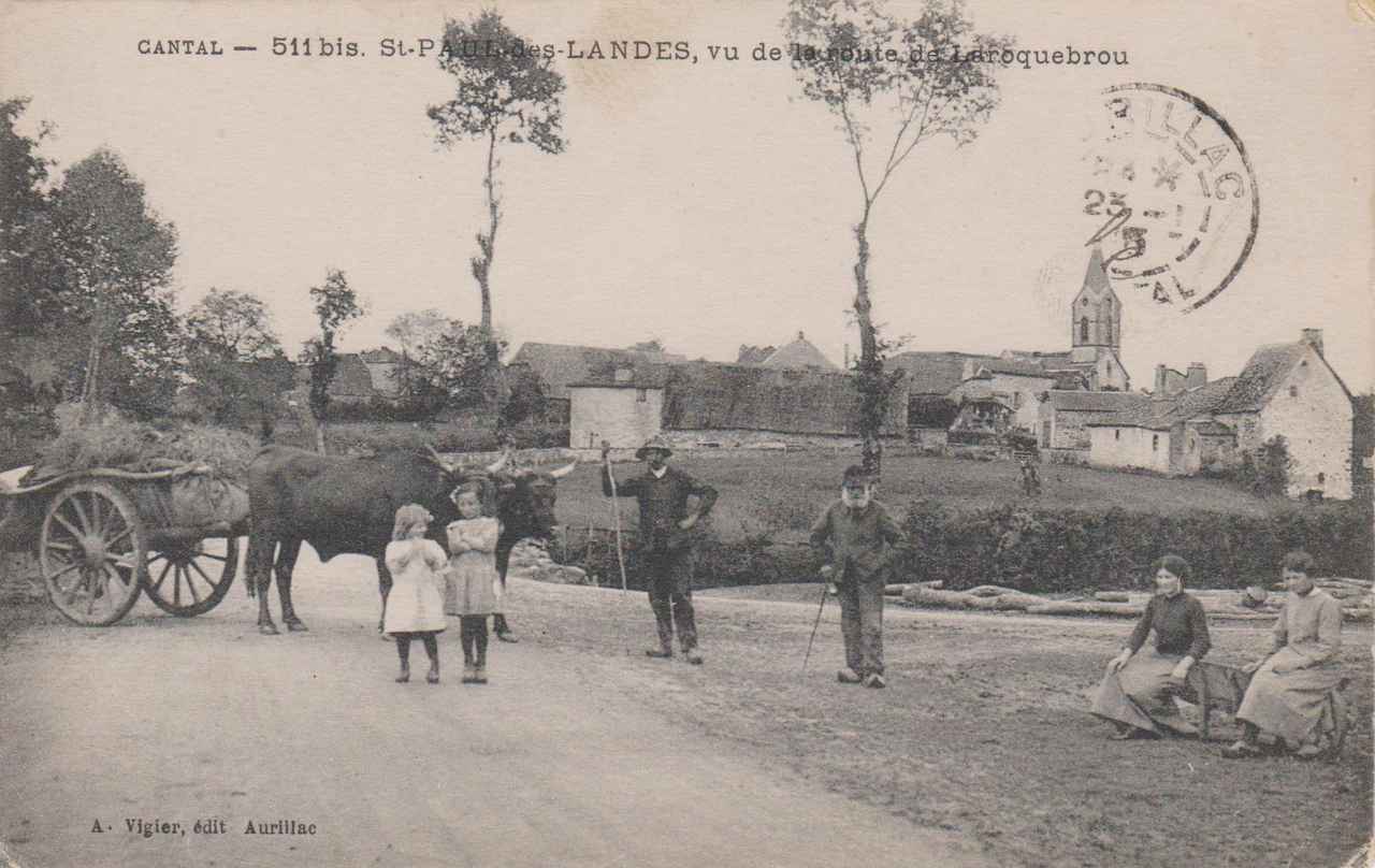 st paul des landes vue de la route de laroquebrou